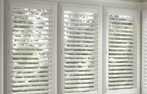 Custom Window Blinds vs Ready-Made: Which One Is Better