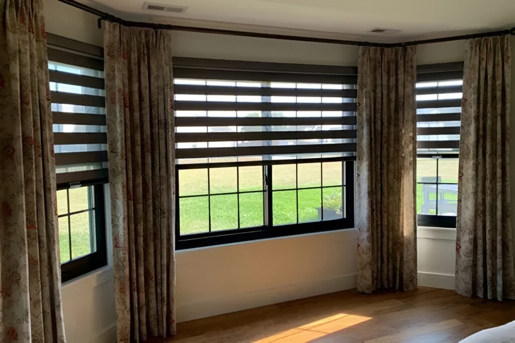 Difference between Custom and Ready-Made Window Coverings